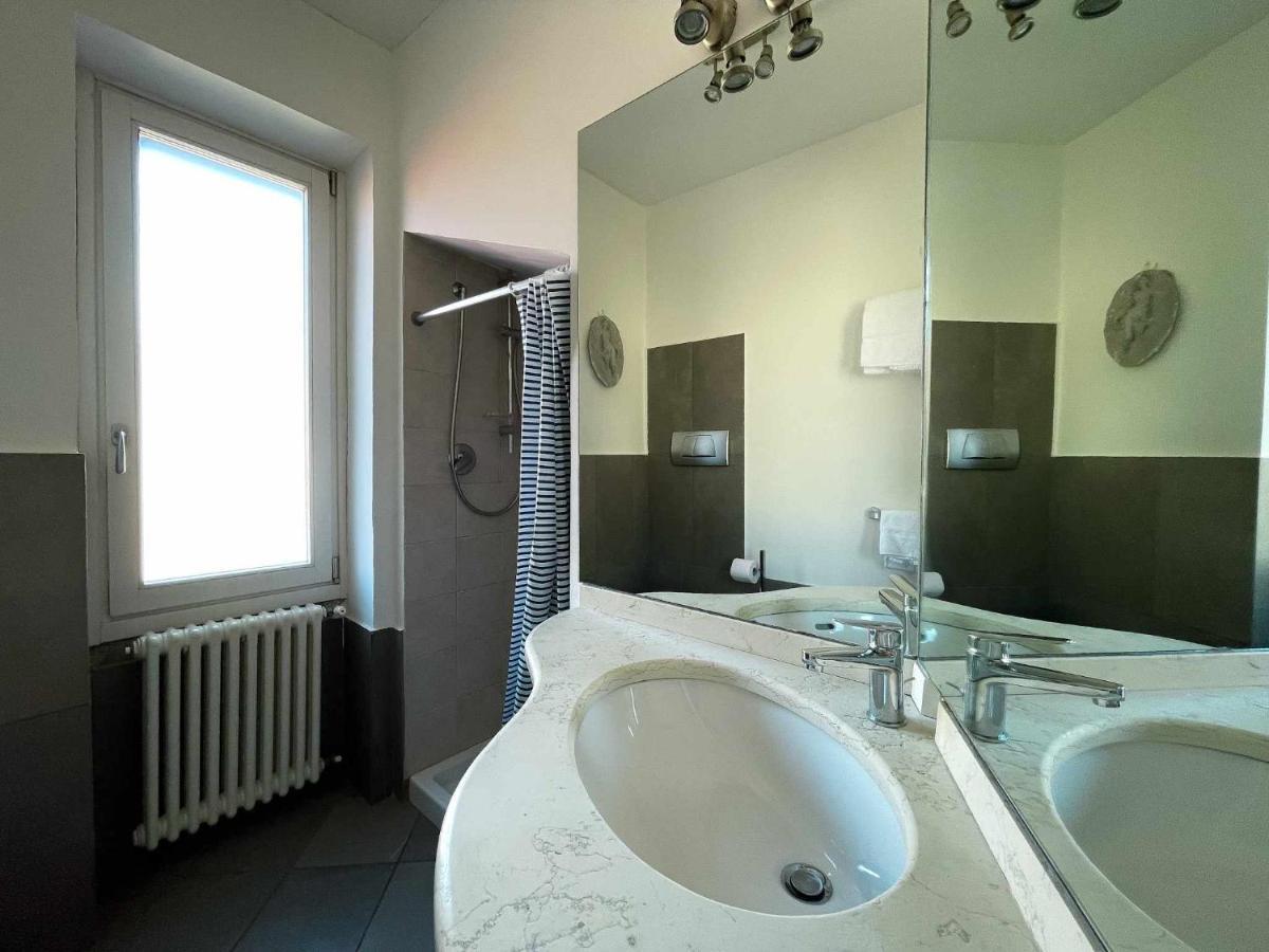 Skyway Apartment With Private Lake View Terrace Bellagio Extérieur photo