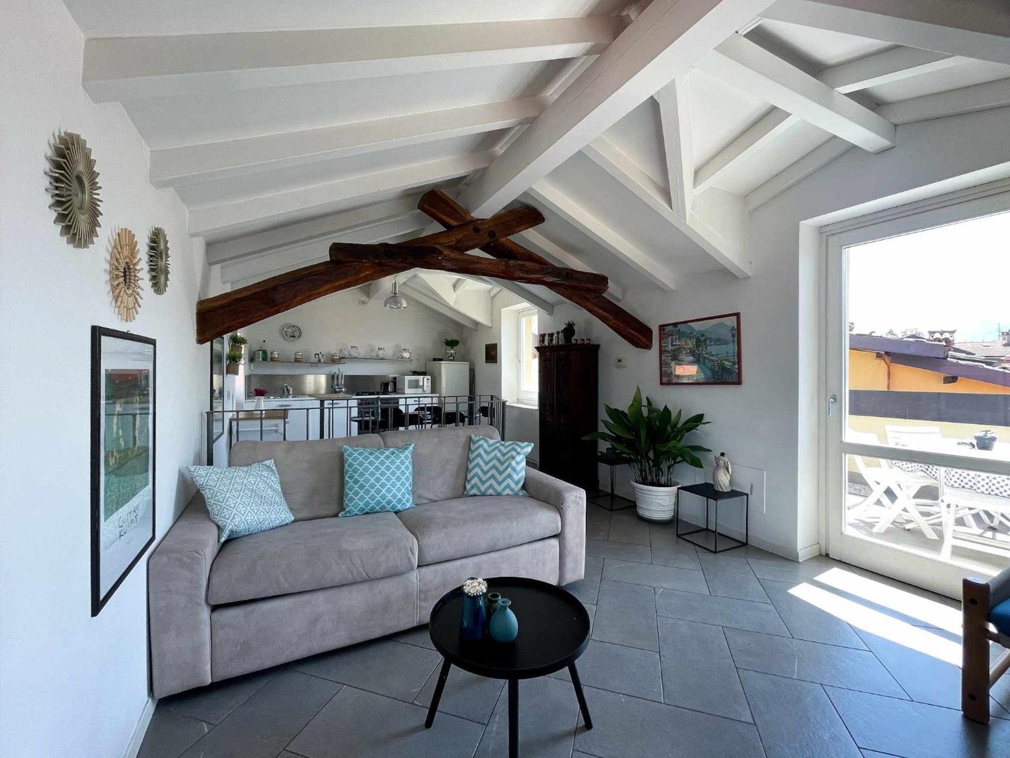 Skyway Apartment With Private Lake View Terrace Bellagio Extérieur photo